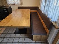 Tische und Eckb&auml;nke